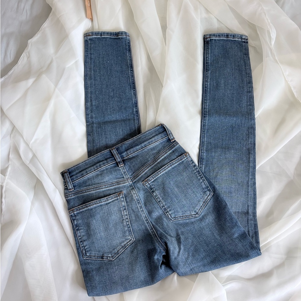 New!! Reformation Harper High Rise Classic Blue Skinny Jeans in Destin - Picture 5 of 8